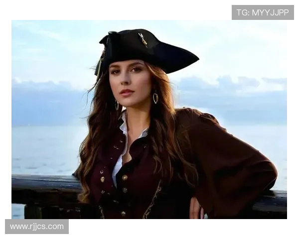 安娜·哈彻森：从镜头到生活，一次关于美丽与力量的深度对话